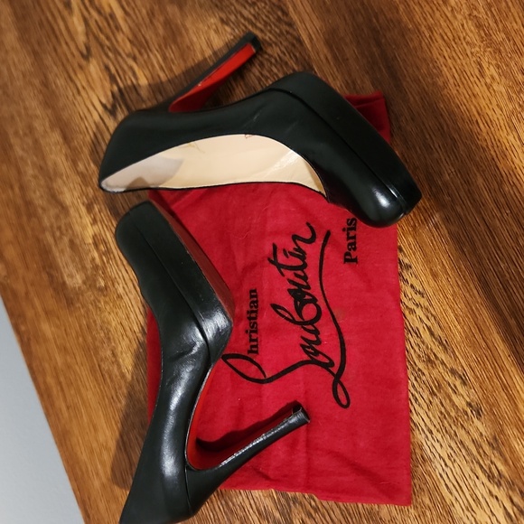 Christian Louboutin Black Leather Heels – Iconic Red Sole, Size 37/7 - Picture 7 of 7